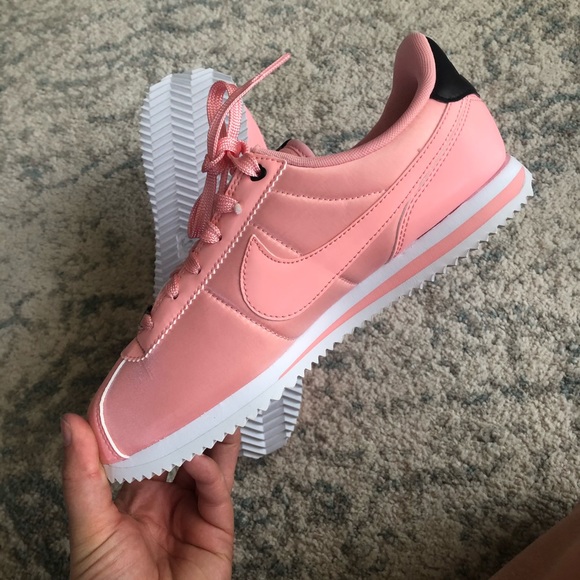 all pink cortez